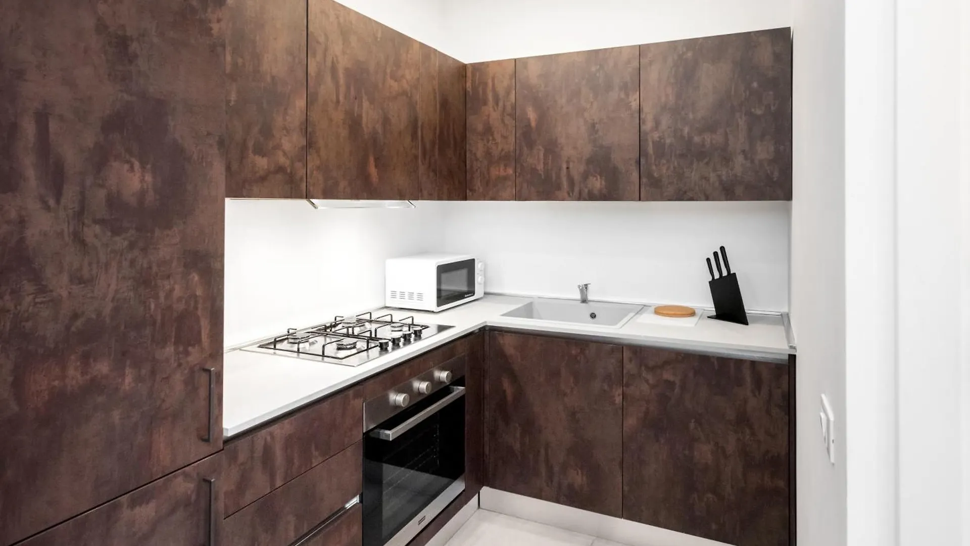 Flats4Rent Aleksandra E Arina Verona Apartment