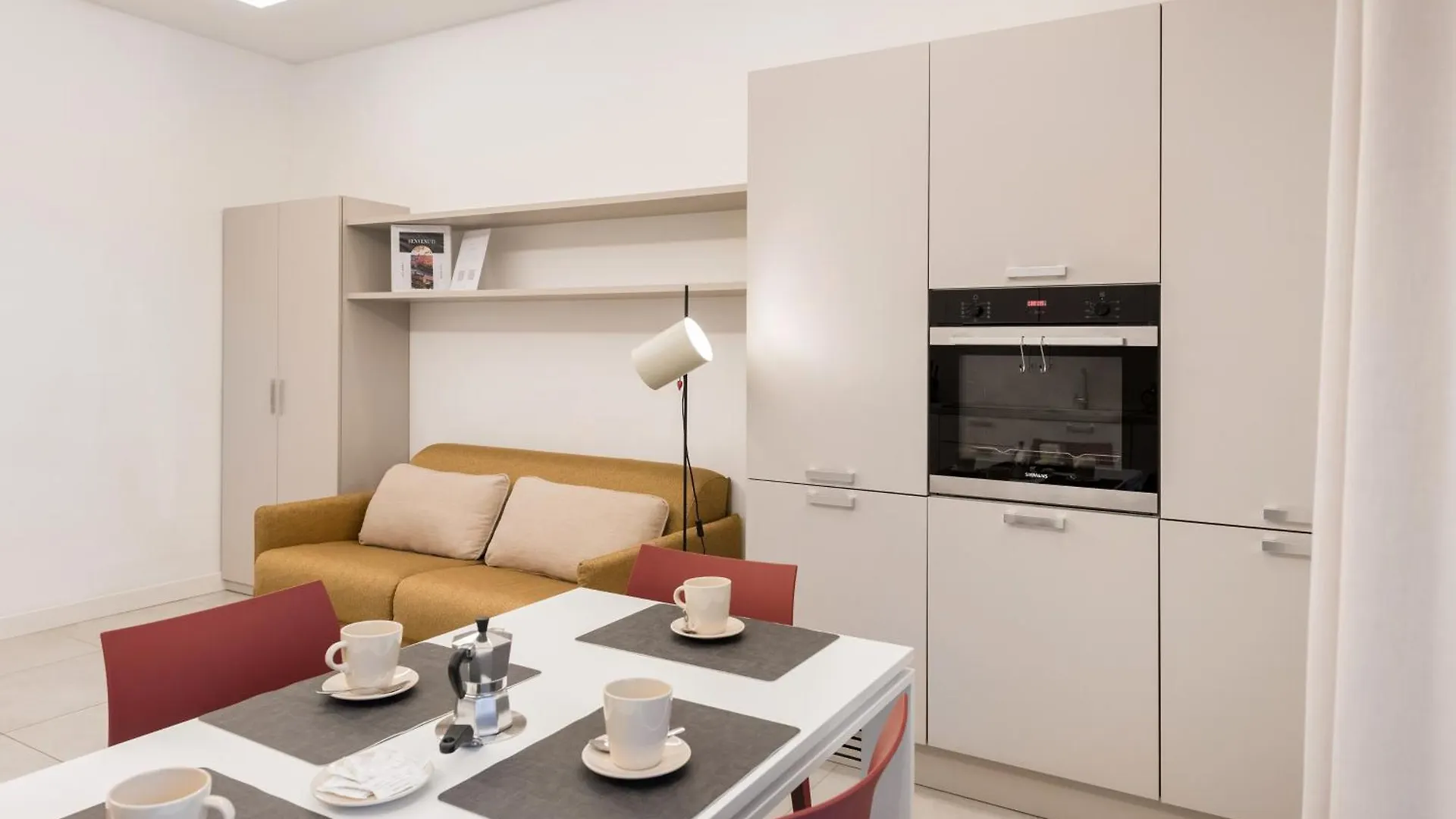 Flats4Rent Aleksandra E Arina Verona Apartment